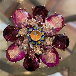 Purple broach very elegant excellent condition
